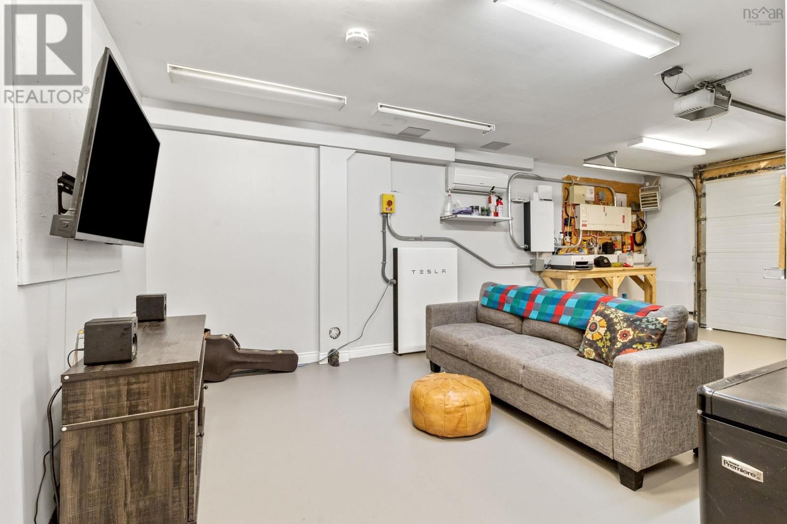 269 VILLAGE PATH Image 26