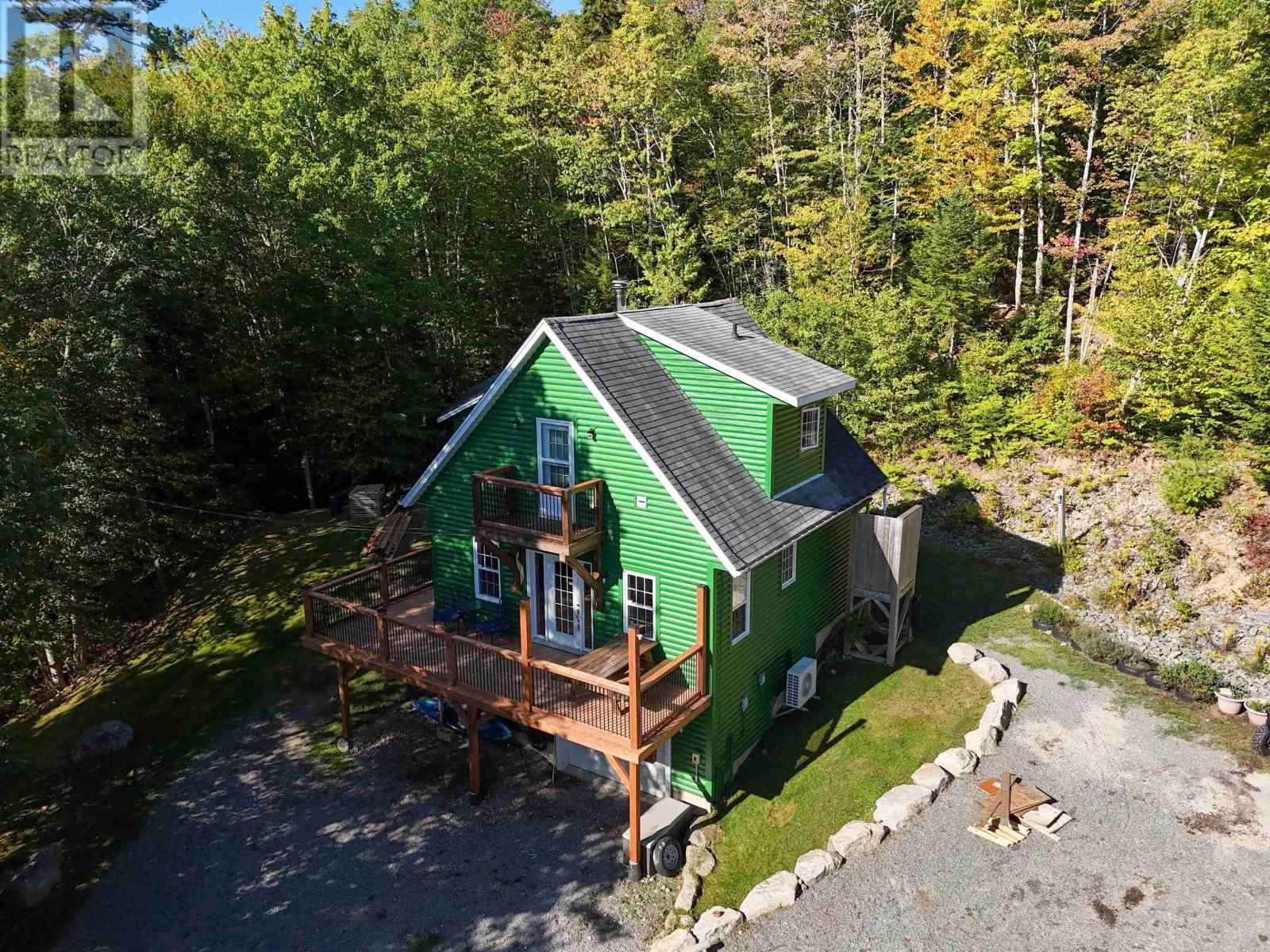 269 VILLAGE PATH Image 3