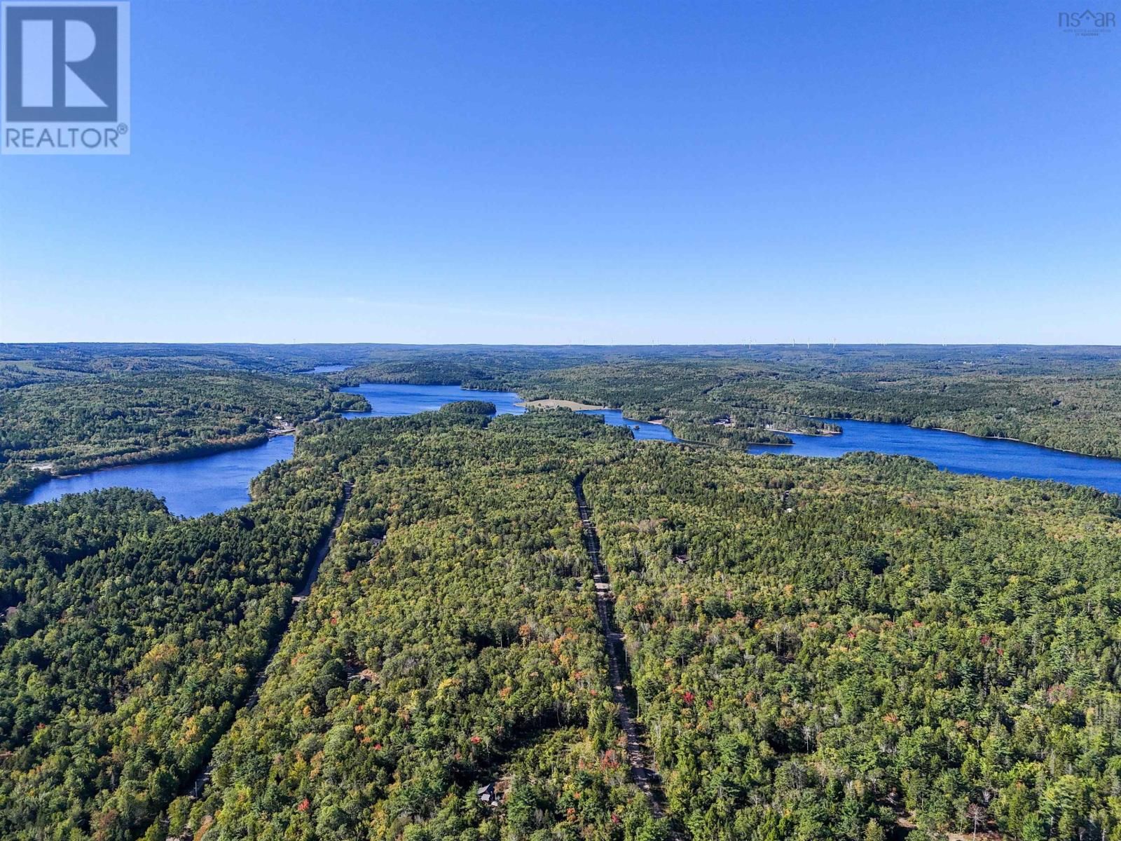 269 VILLAGE PATH Image 40