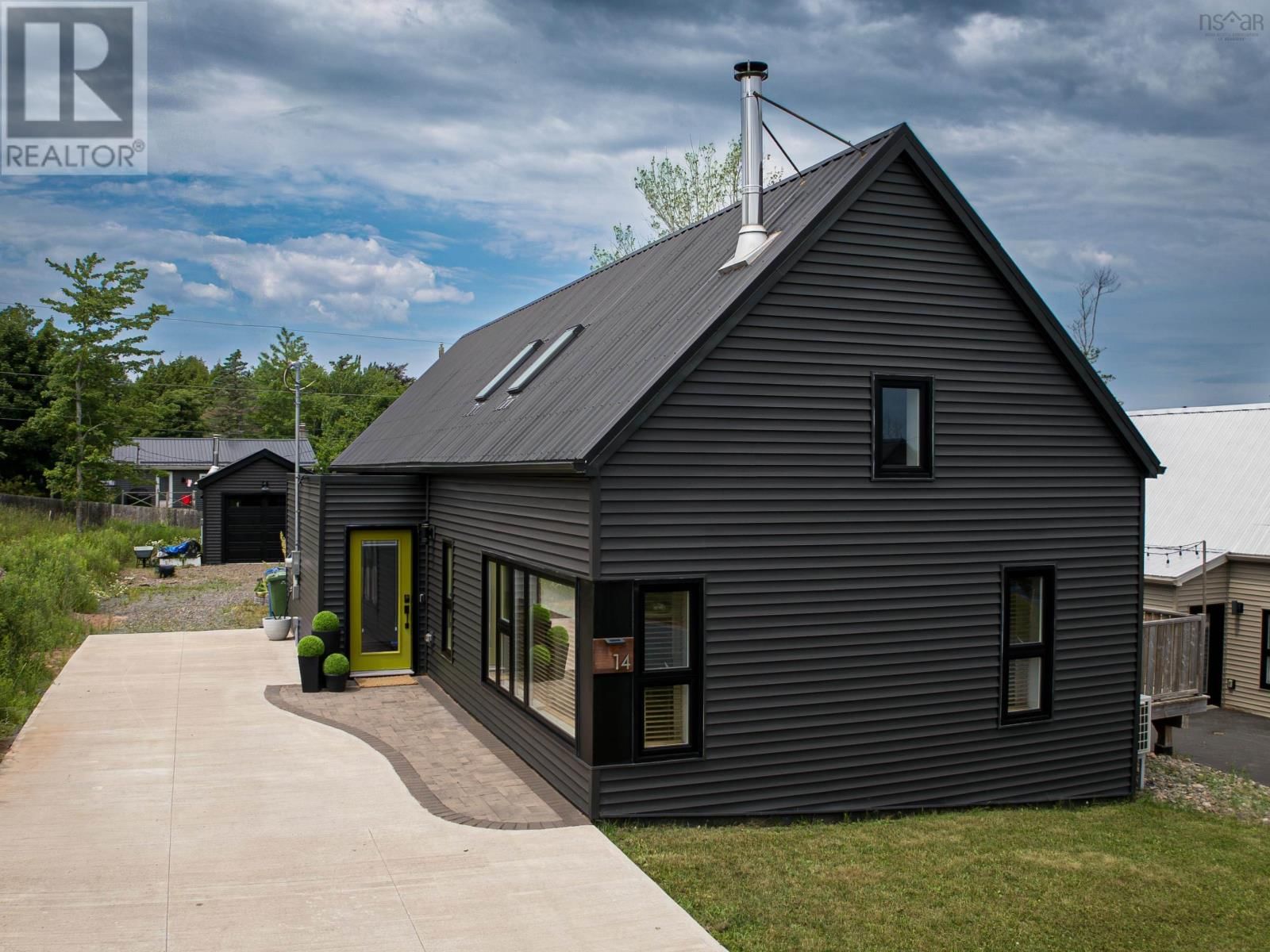 14 MONARCH TERRACE Image 1