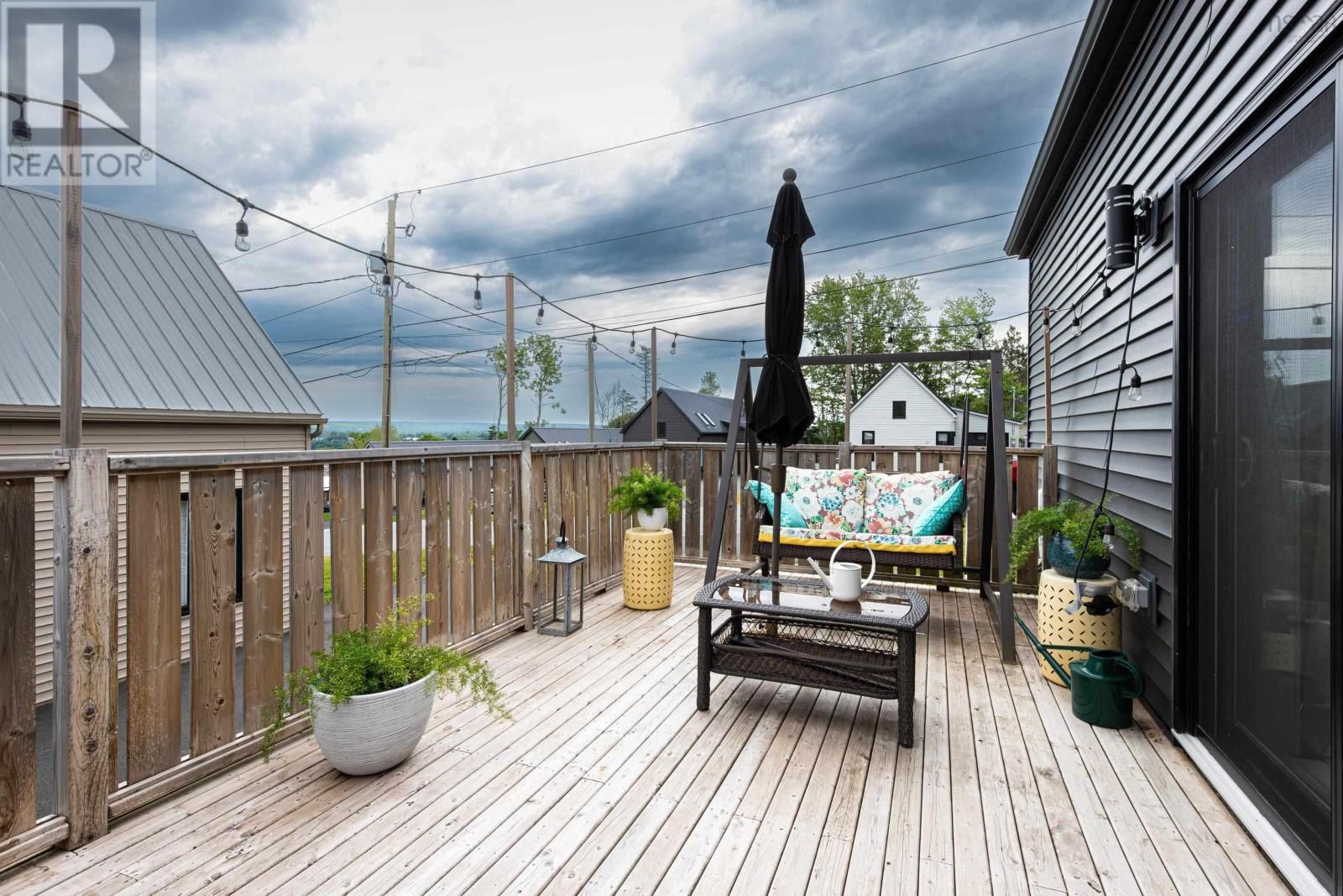 14 MONARCH TERRACE Image 12