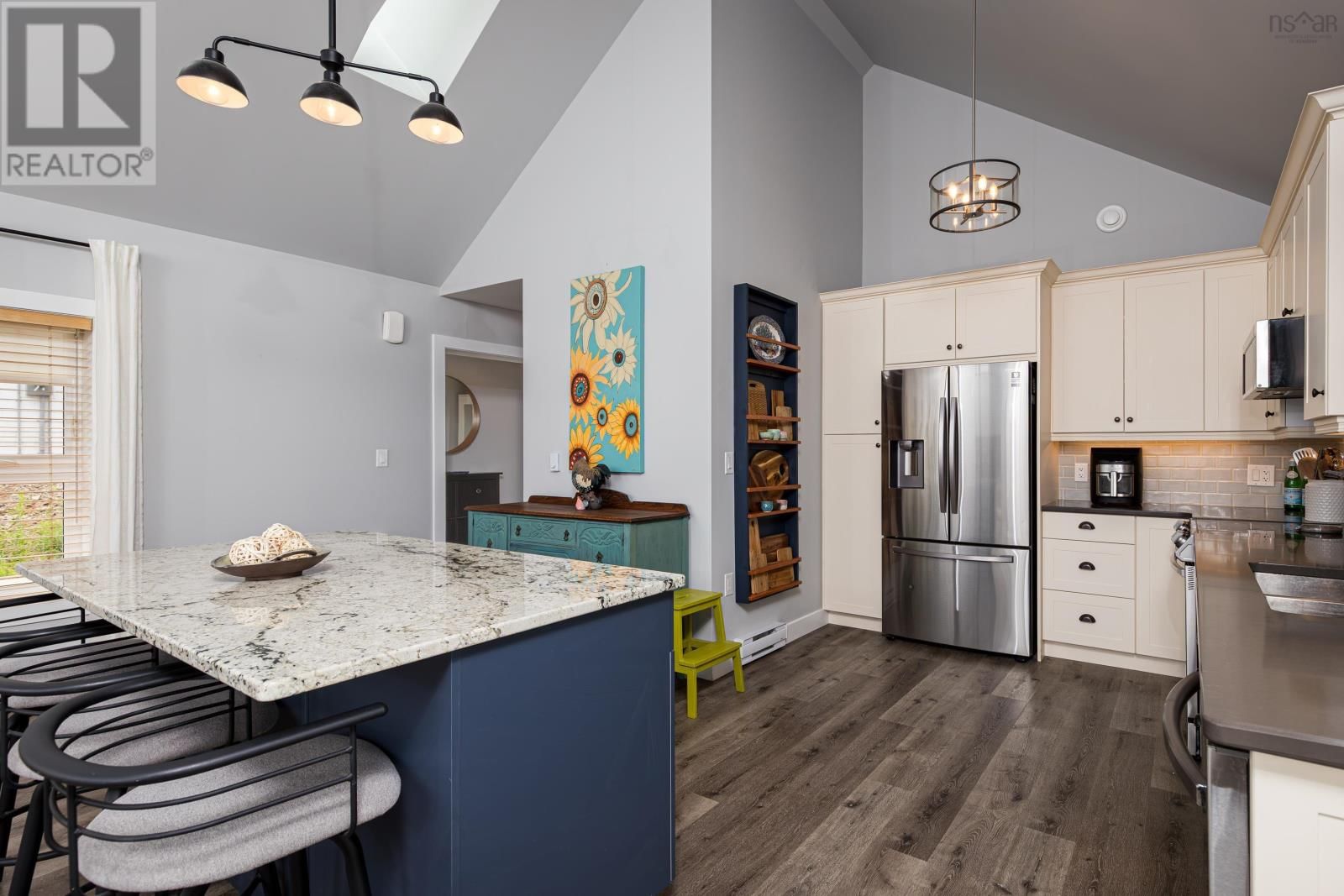 14 MONARCH TERRACE Image 9