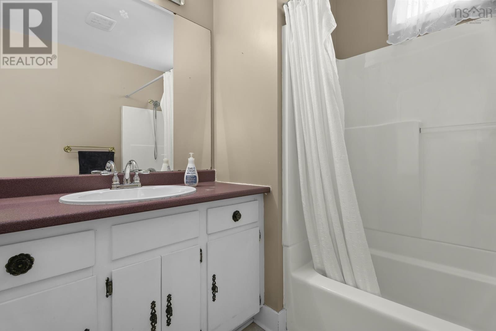 50 CONVOY AVENUE Image 19