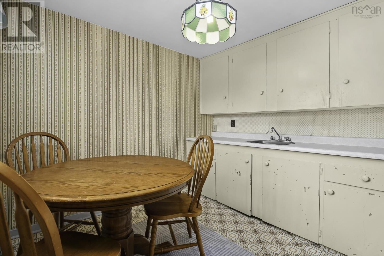 50 CONVOY AVENUE Image 36