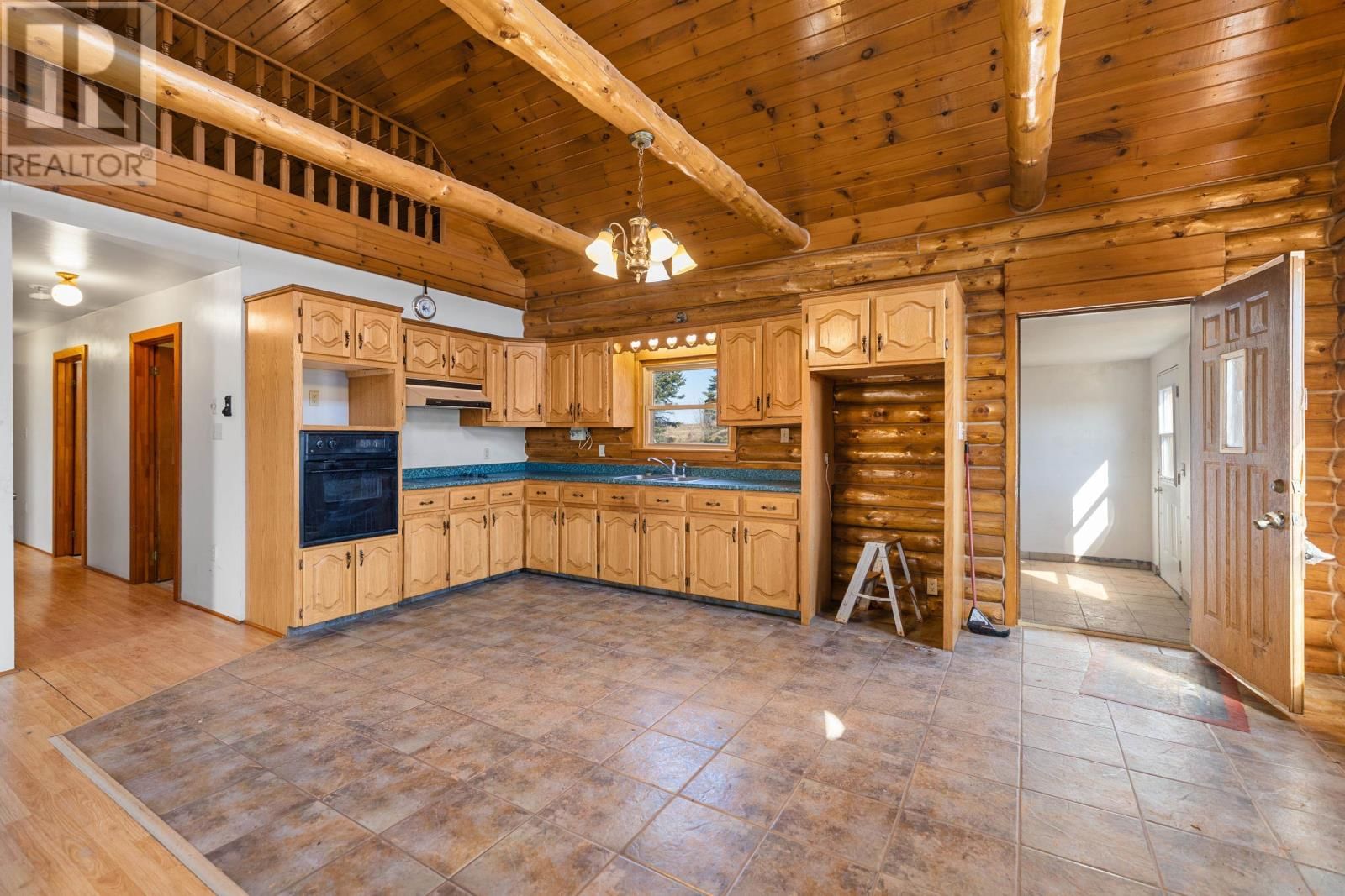 373 48 ROAD Image 12