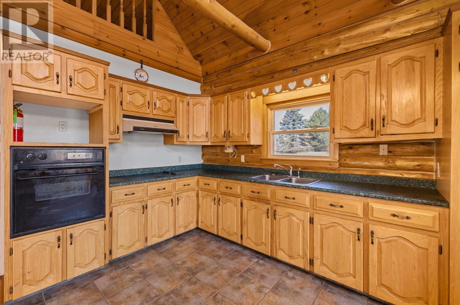 373 48 ROAD Image 13