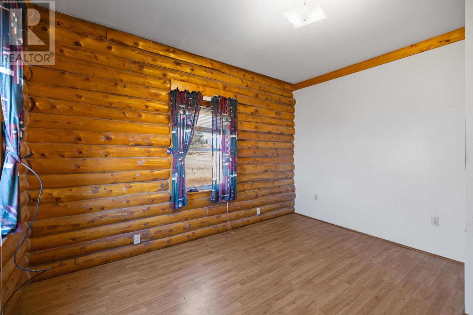 373 48 ROAD Image 21