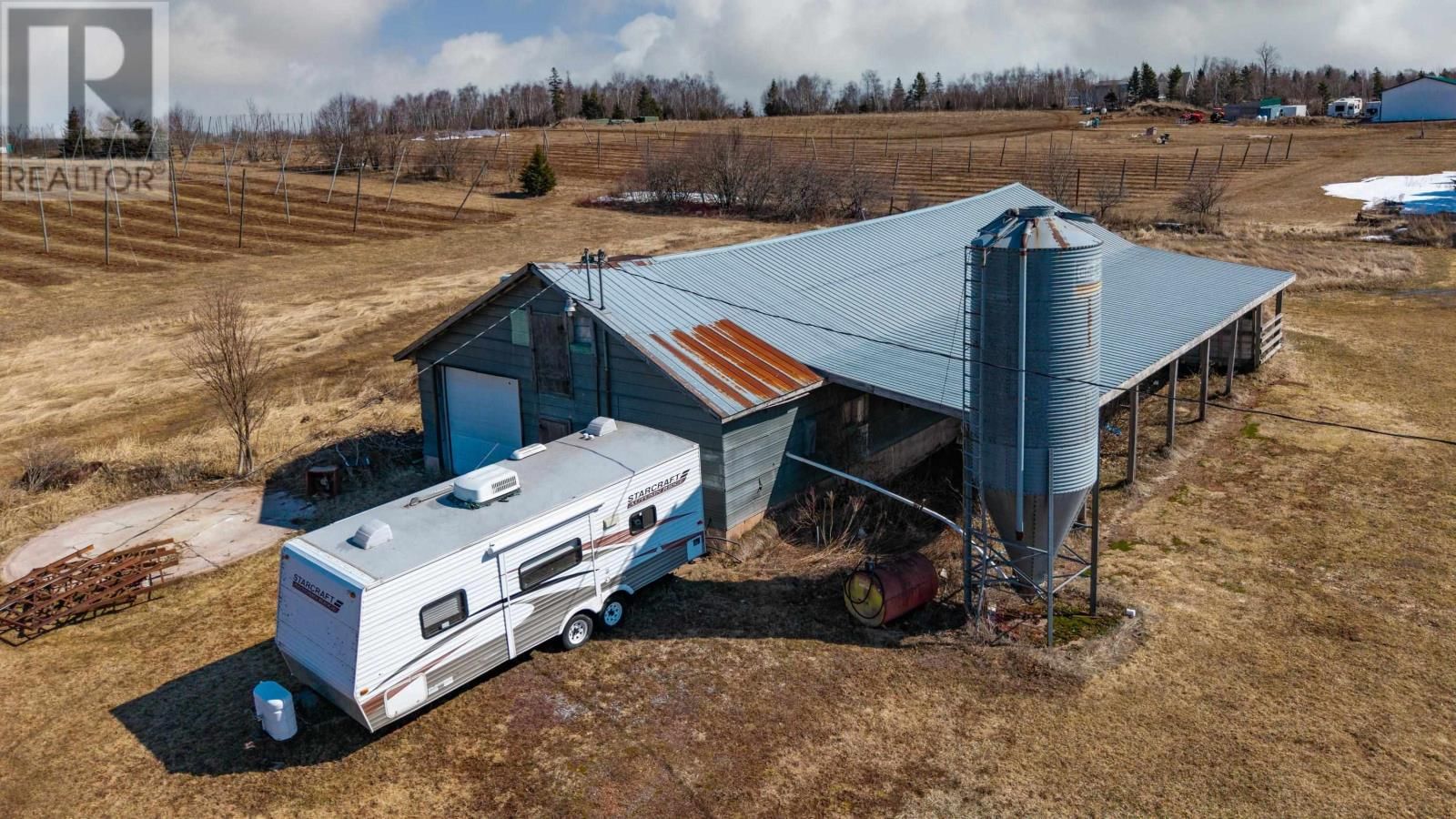 373 48 ROAD Image 34