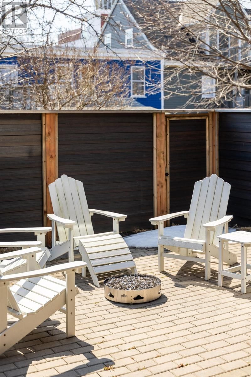 64 DORCHESTER STREET Image 13