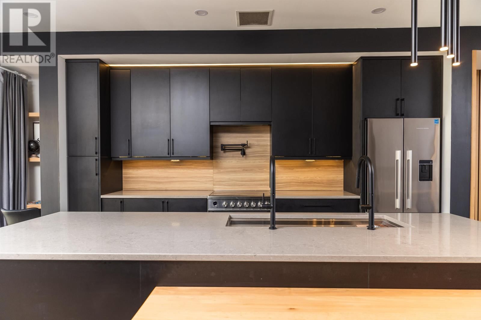 64 DORCHESTER STREET Image 16