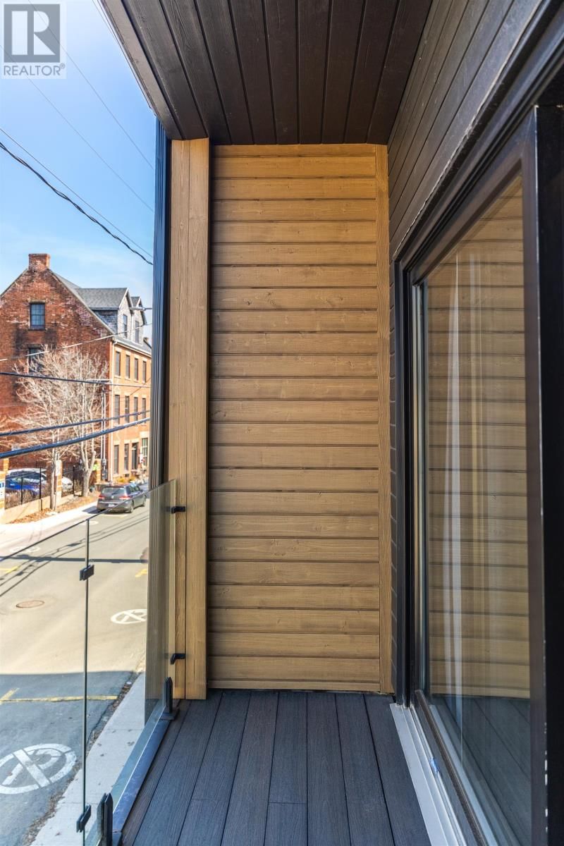 64 DORCHESTER STREET Image 19