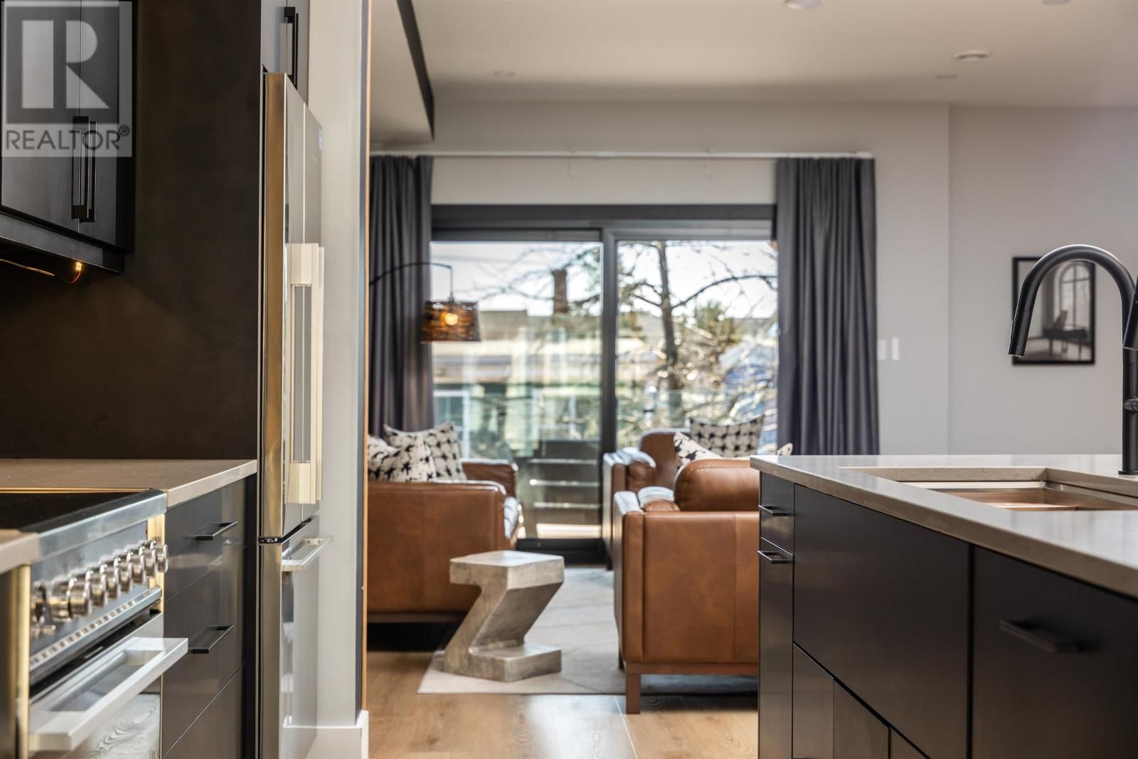 64 DORCHESTER STREET Image 20