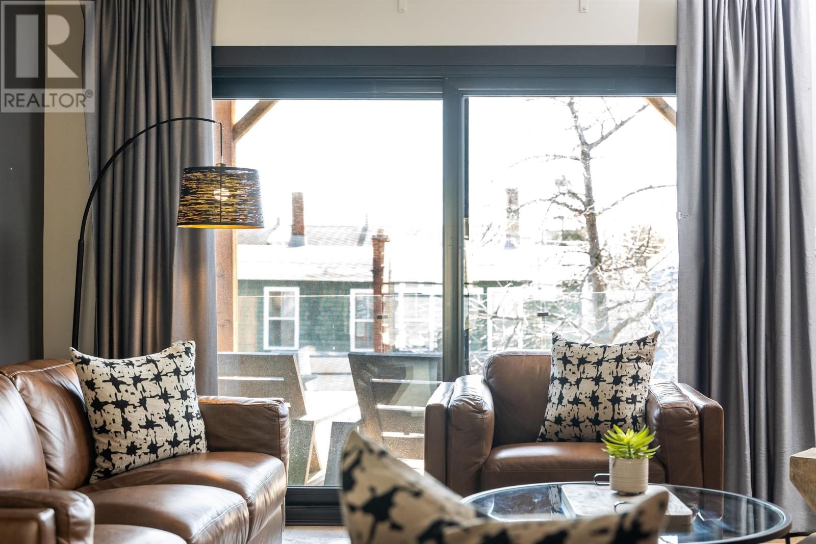 64 DORCHESTER STREET Image 24