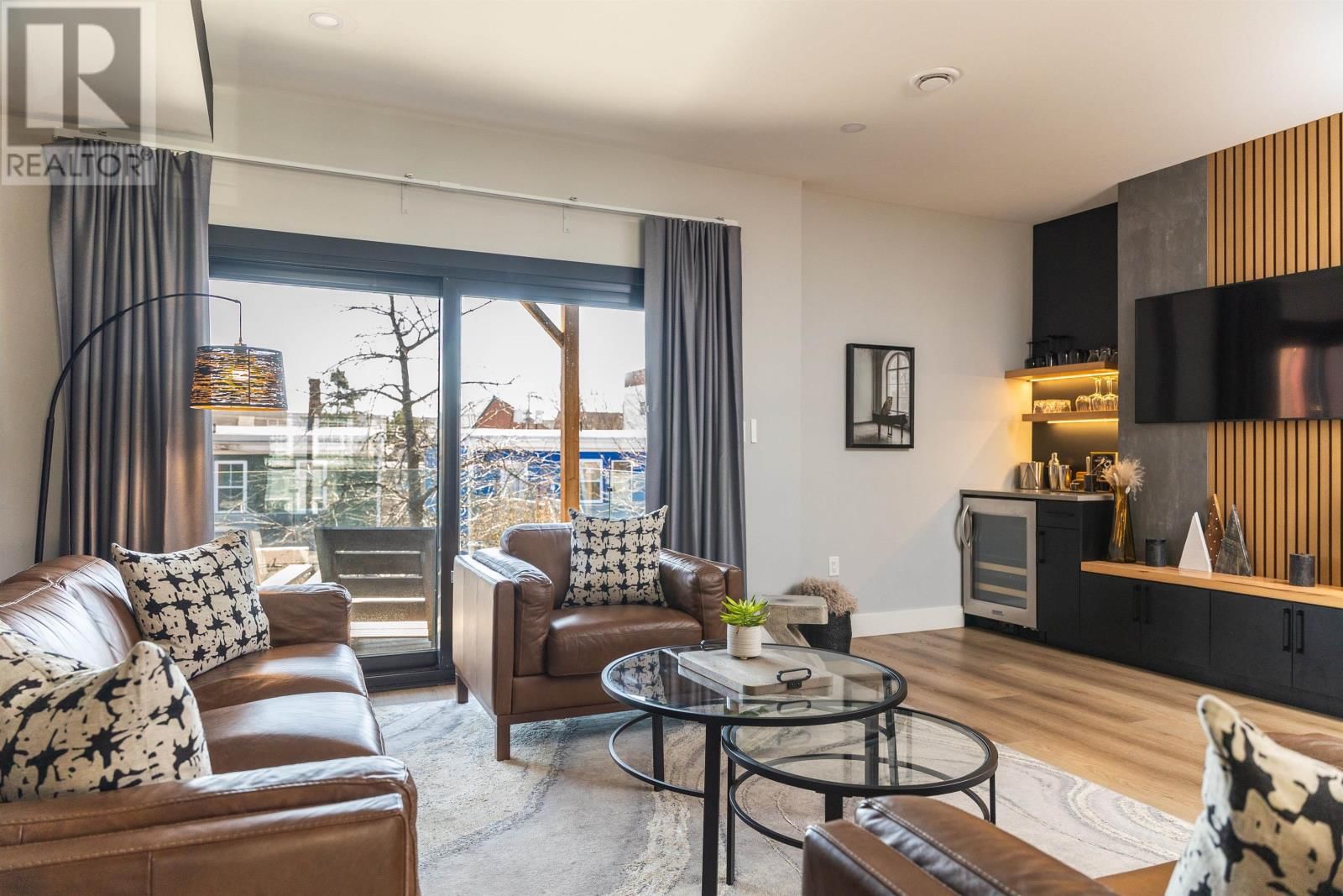 64 DORCHESTER STREET Image 26