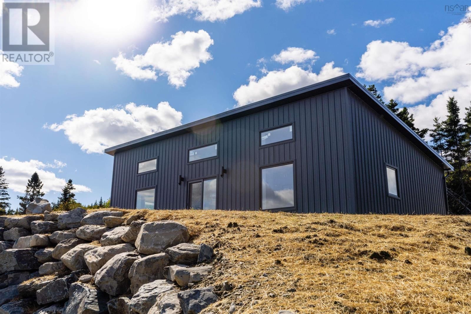659 West Liscomb Point Road, Liscomb, Nova Scotia B0A 2J0