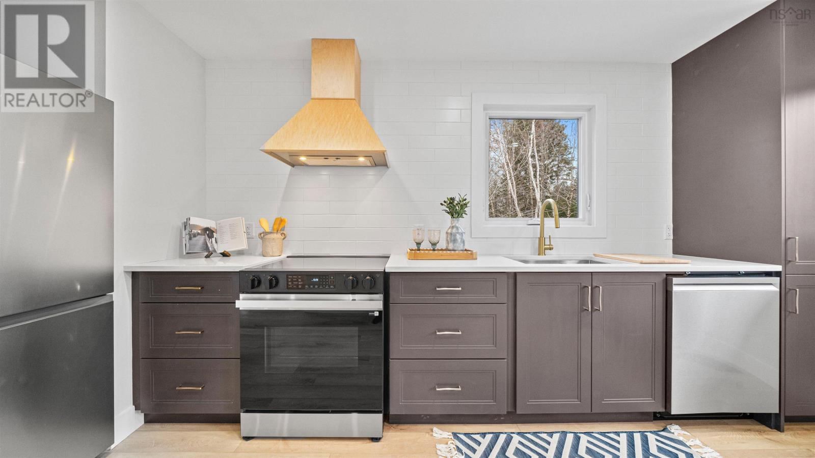 388 UPPER LAKEVILLE ROAD Image 4