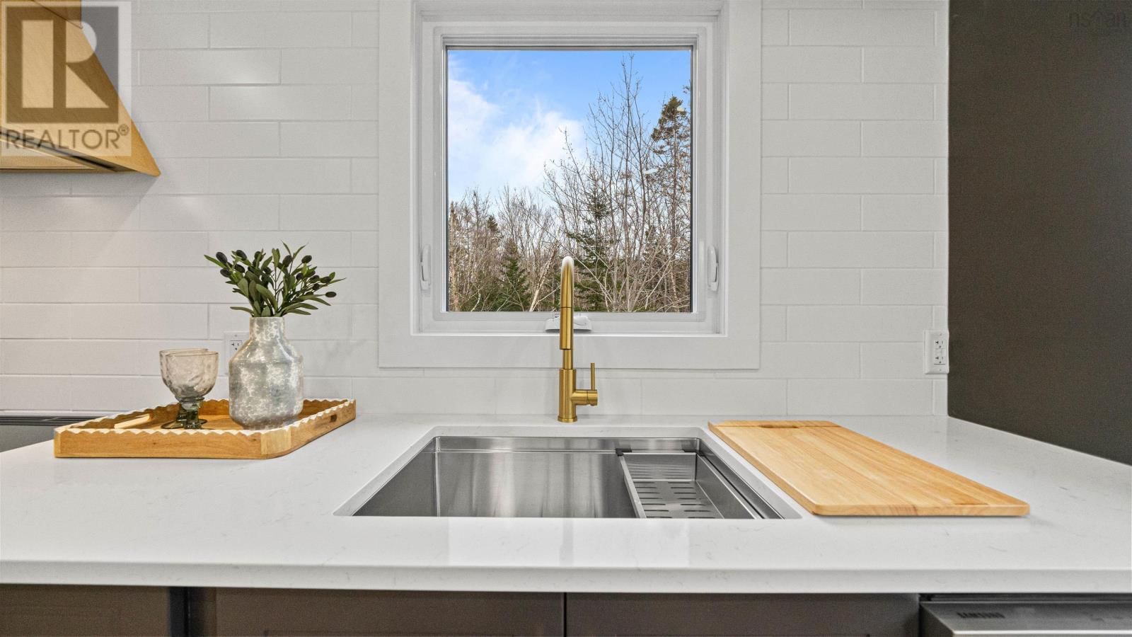 388 UPPER LAKEVILLE ROAD Image 7