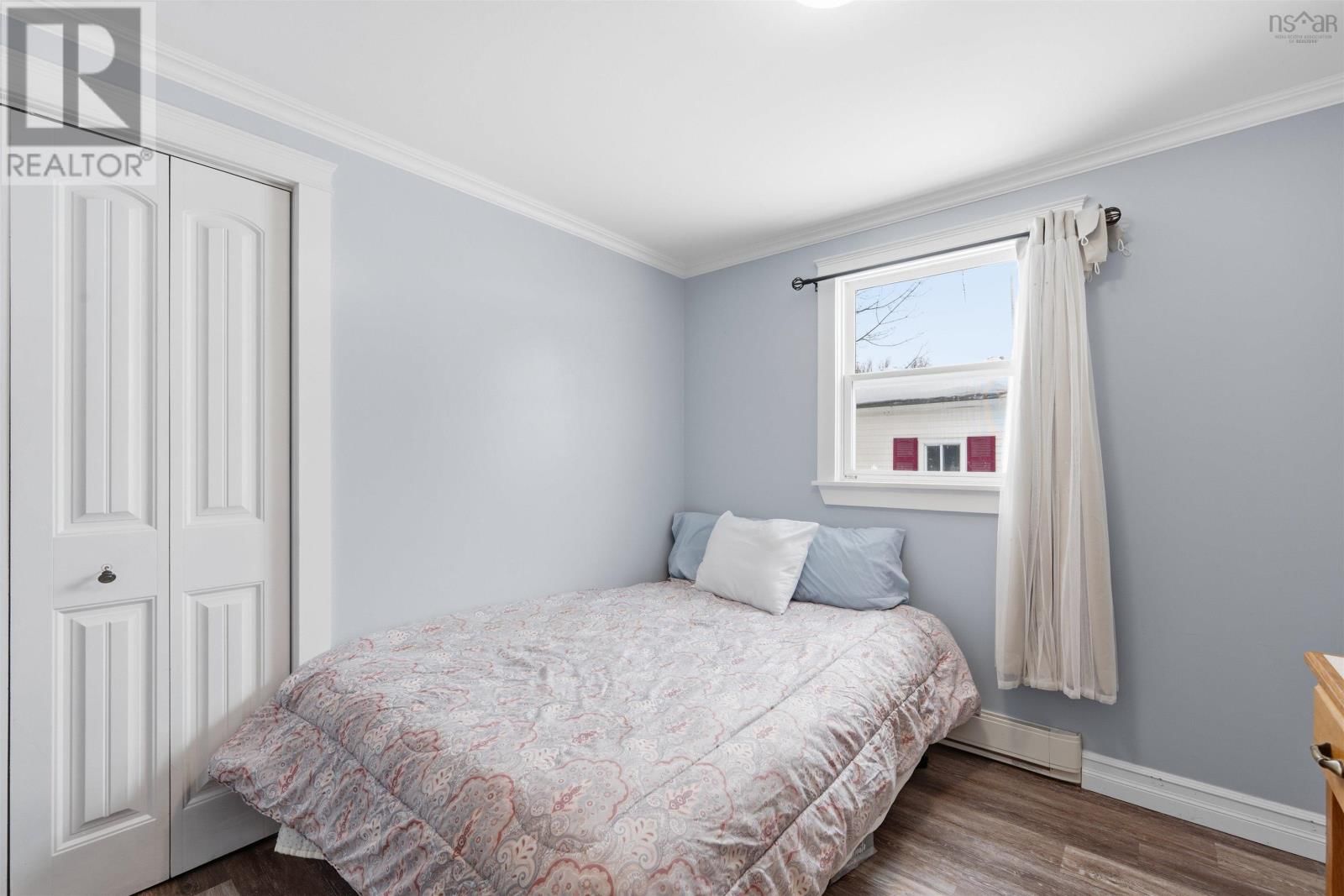 40 CHAMPLAIN AVENUE Image 17