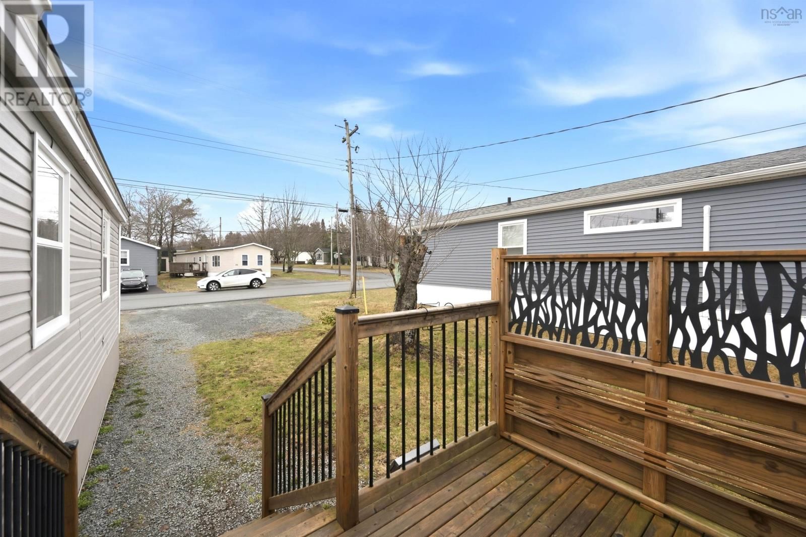 40 CHAMPLAIN AVENUE Image 3