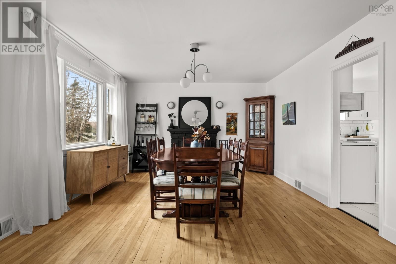 3 SCOTSBURN AVENUE Image 6