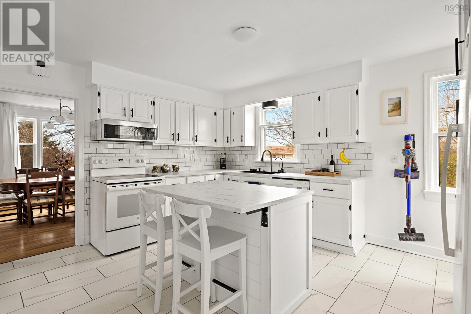 3 SCOTSBURN AVENUE Image 9