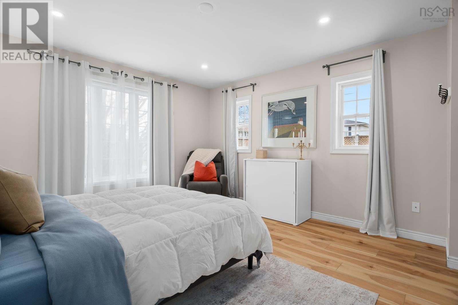 161 SILISTRIA DRIVE Image 25