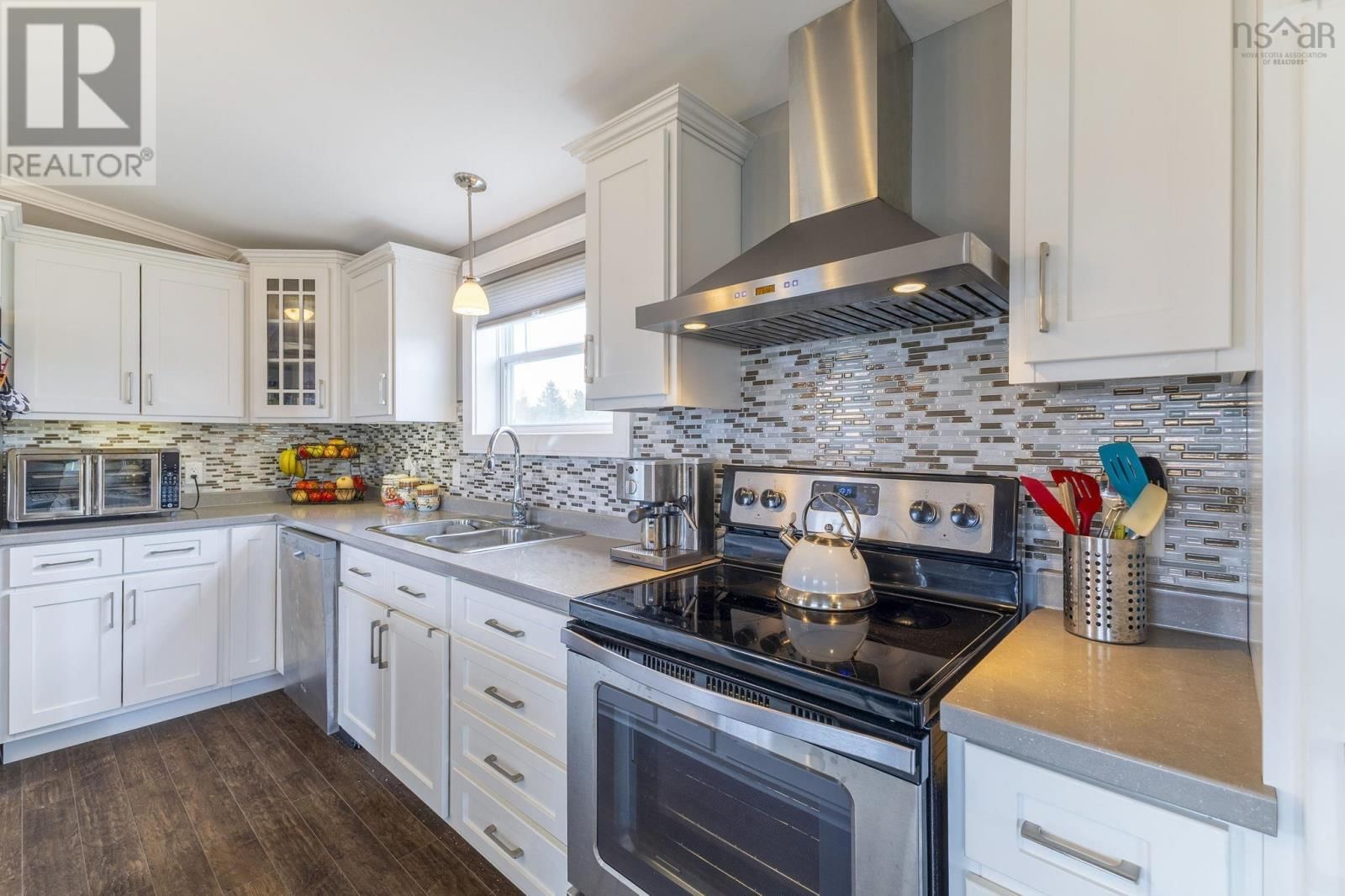 39 SAWMILL COURT Image 12