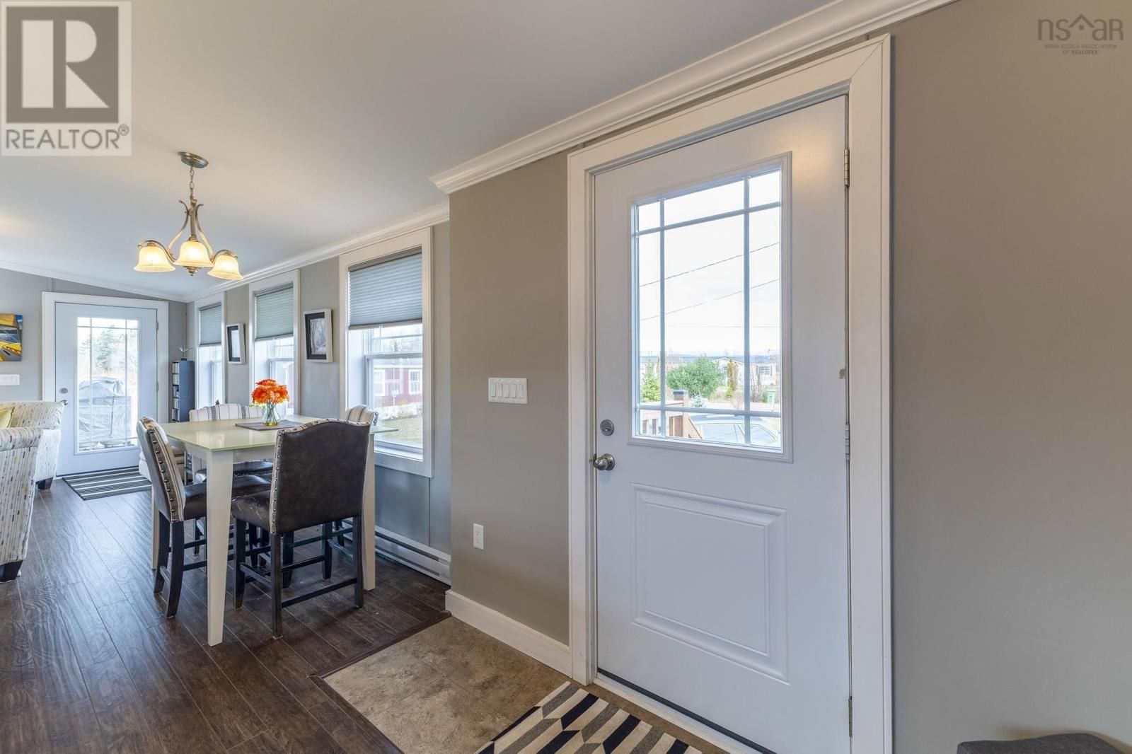 39 SAWMILL COURT Image 14