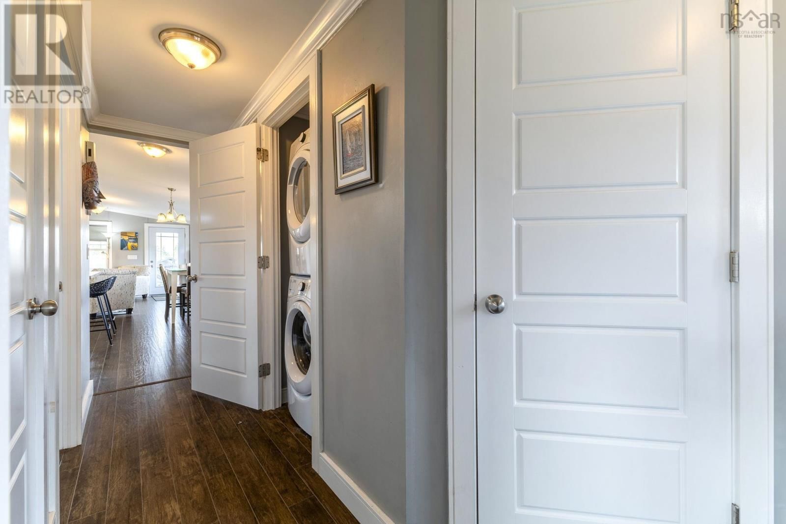 39 SAWMILL COURT Image 15