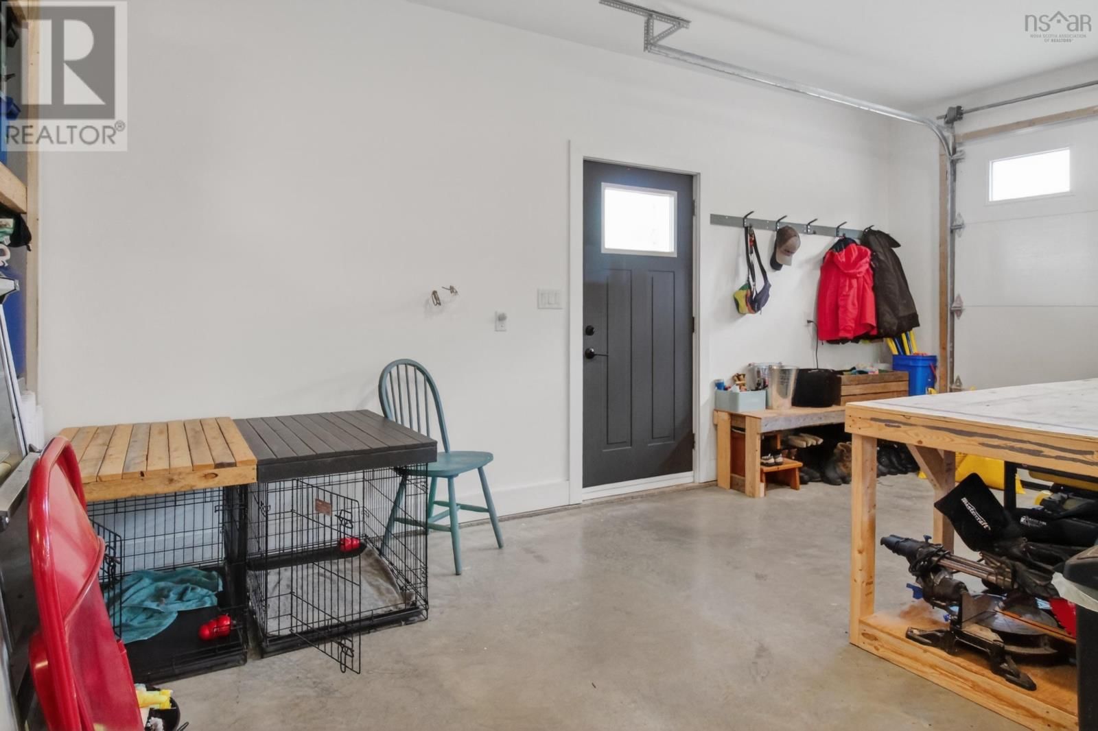 232 LESLIE ROAD Image 27