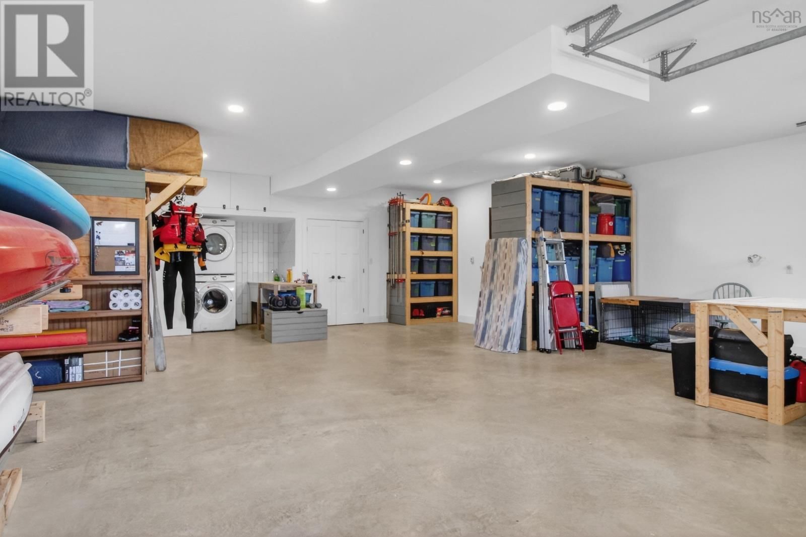 232 LESLIE ROAD Image 28