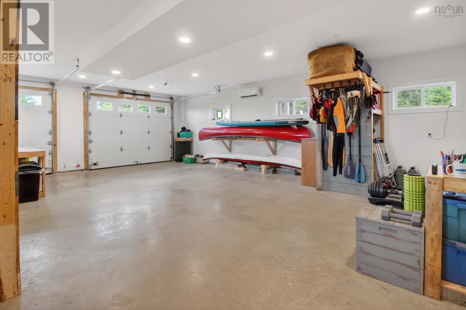 232 LESLIE ROAD Image 29