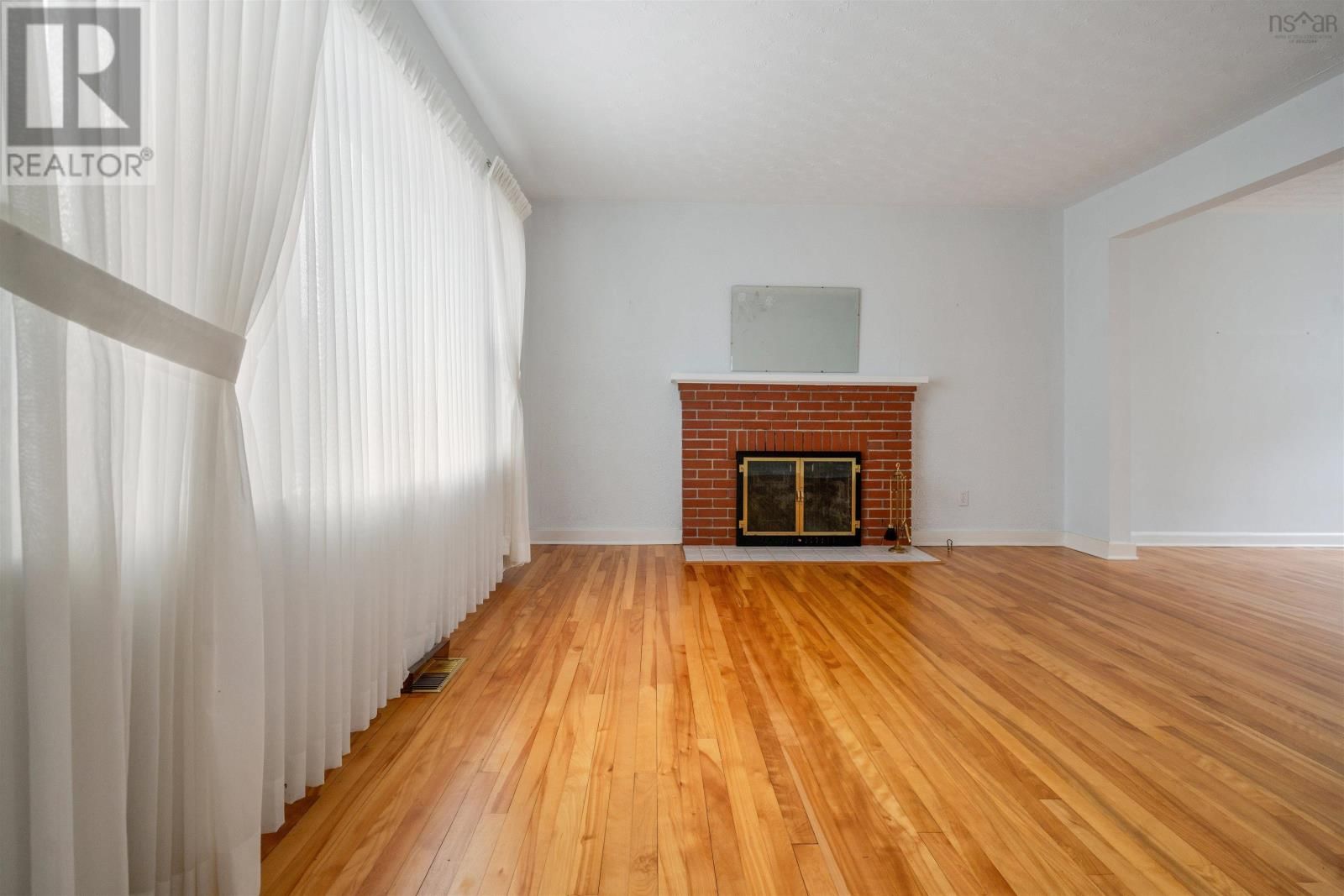 74 LOUISBURG LANE Image 14