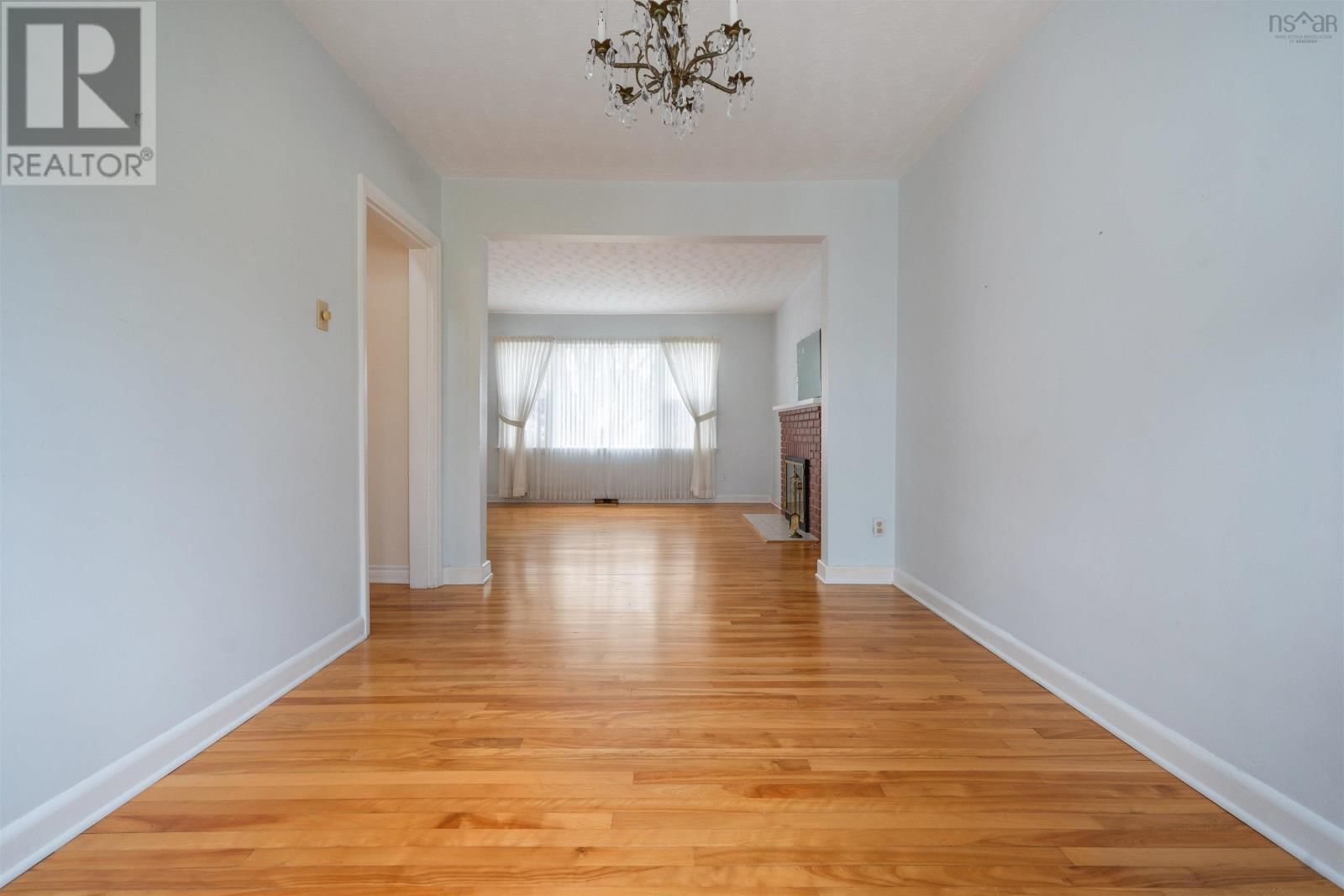 74 LOUISBURG LANE Image 17