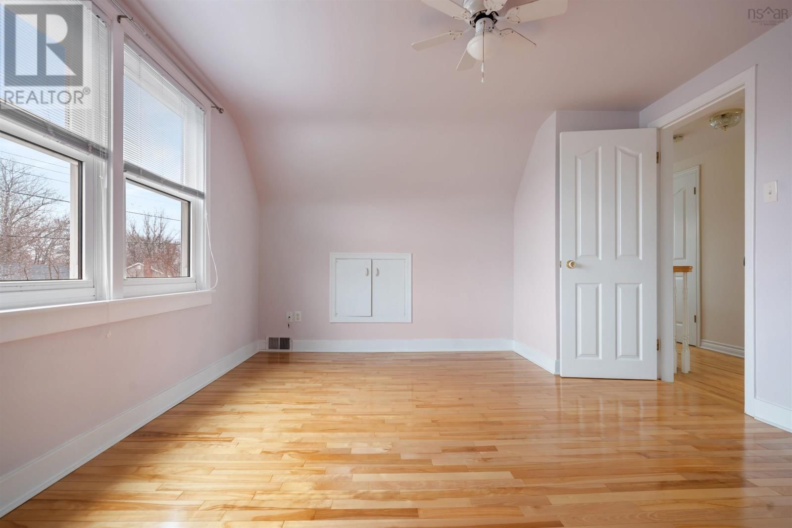 74 LOUISBURG LANE Image 29