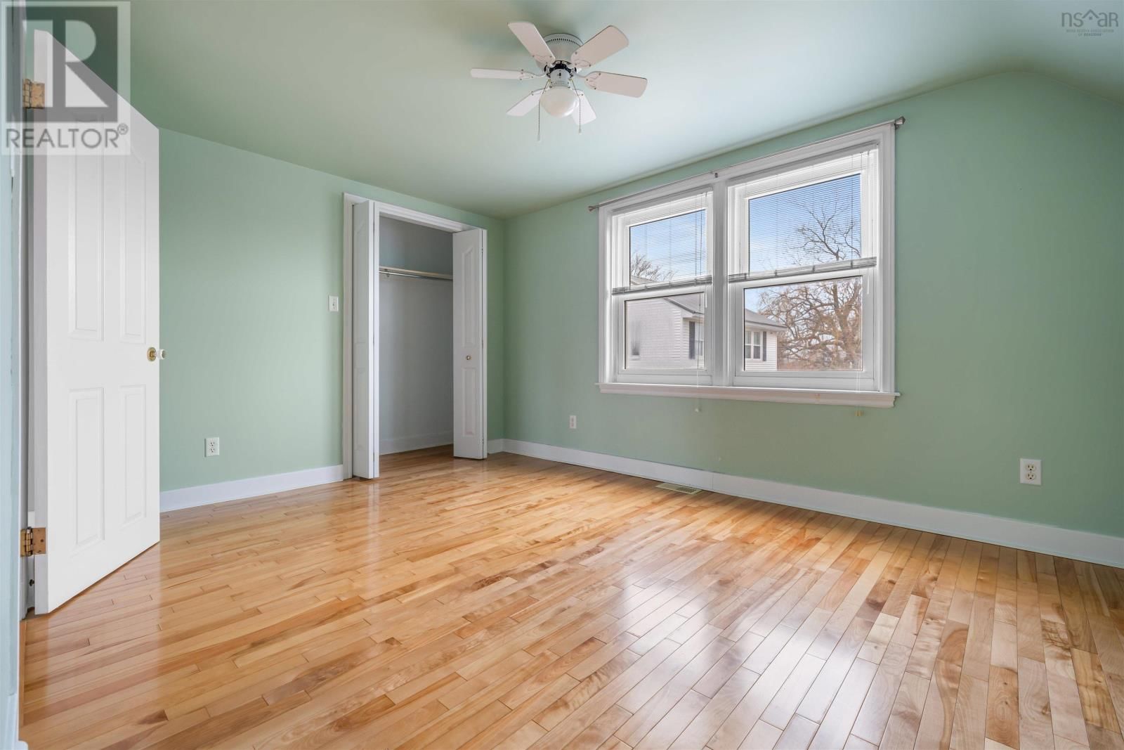 74 LOUISBURG LANE Image 31