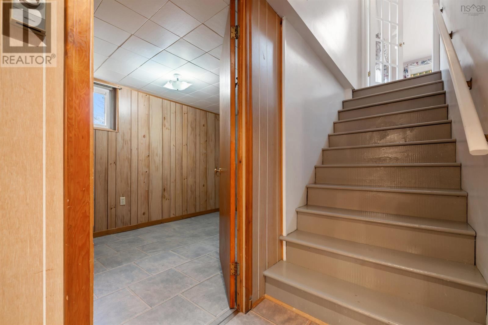 74 LOUISBURG LANE Image 33