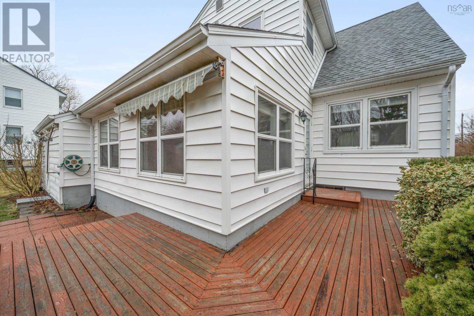 74 LOUISBURG LANE Image 40