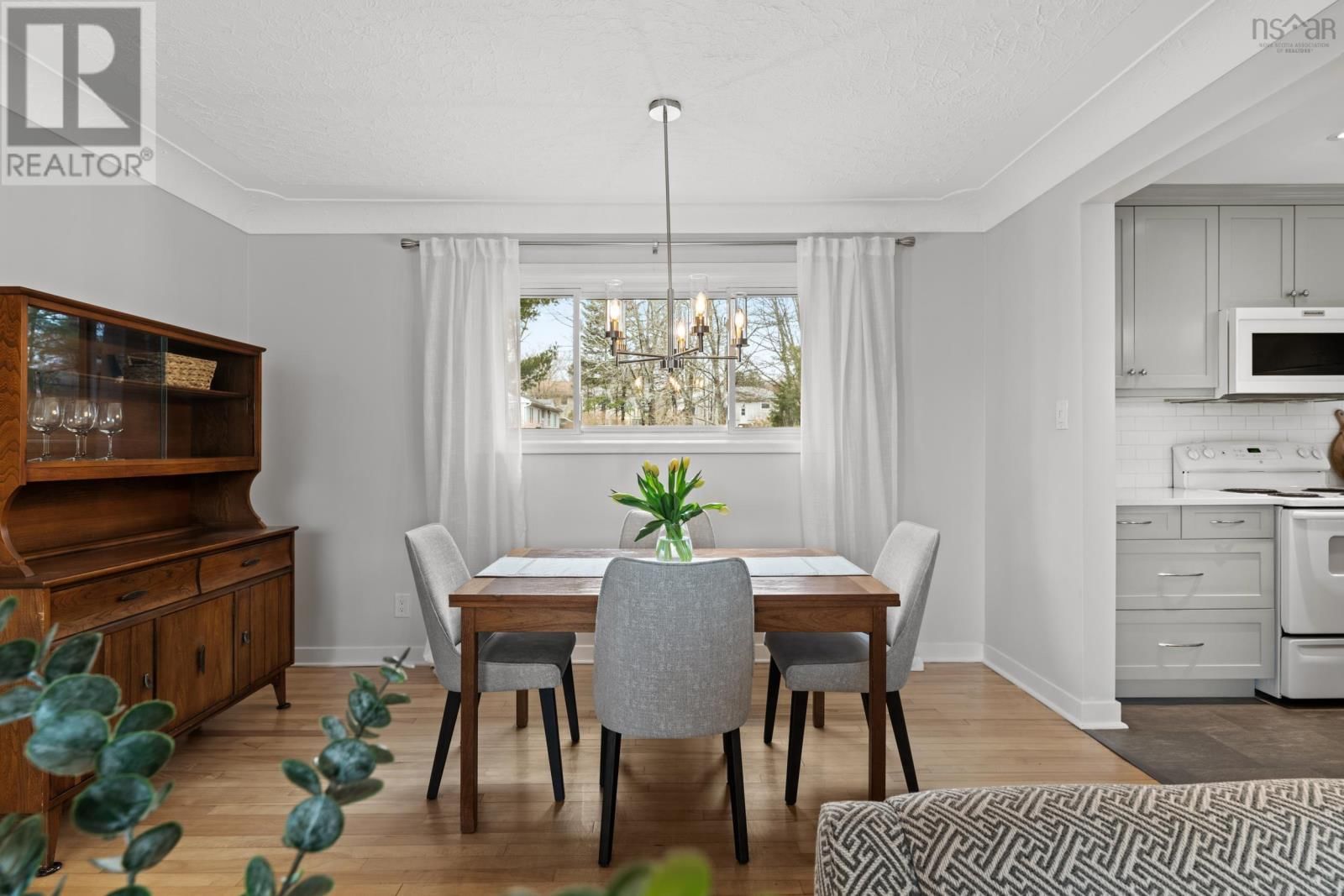 13 CLIFFORD DRIVE Image 10