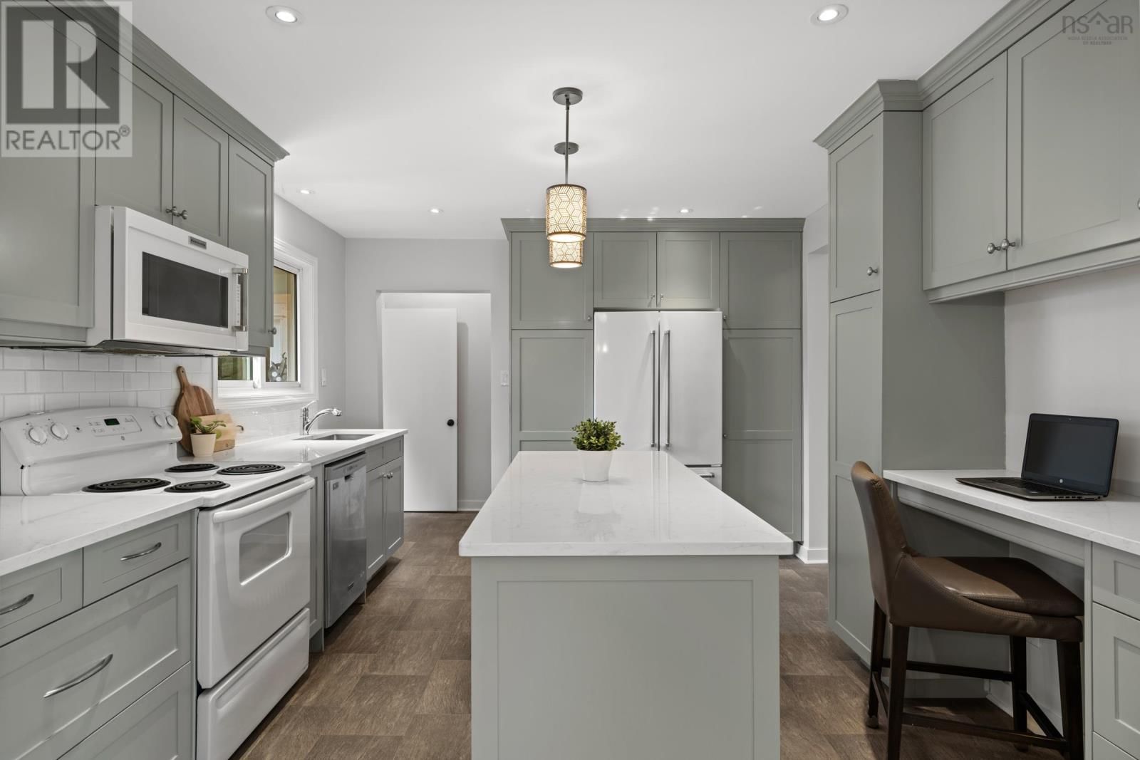 13 CLIFFORD DRIVE Image 14