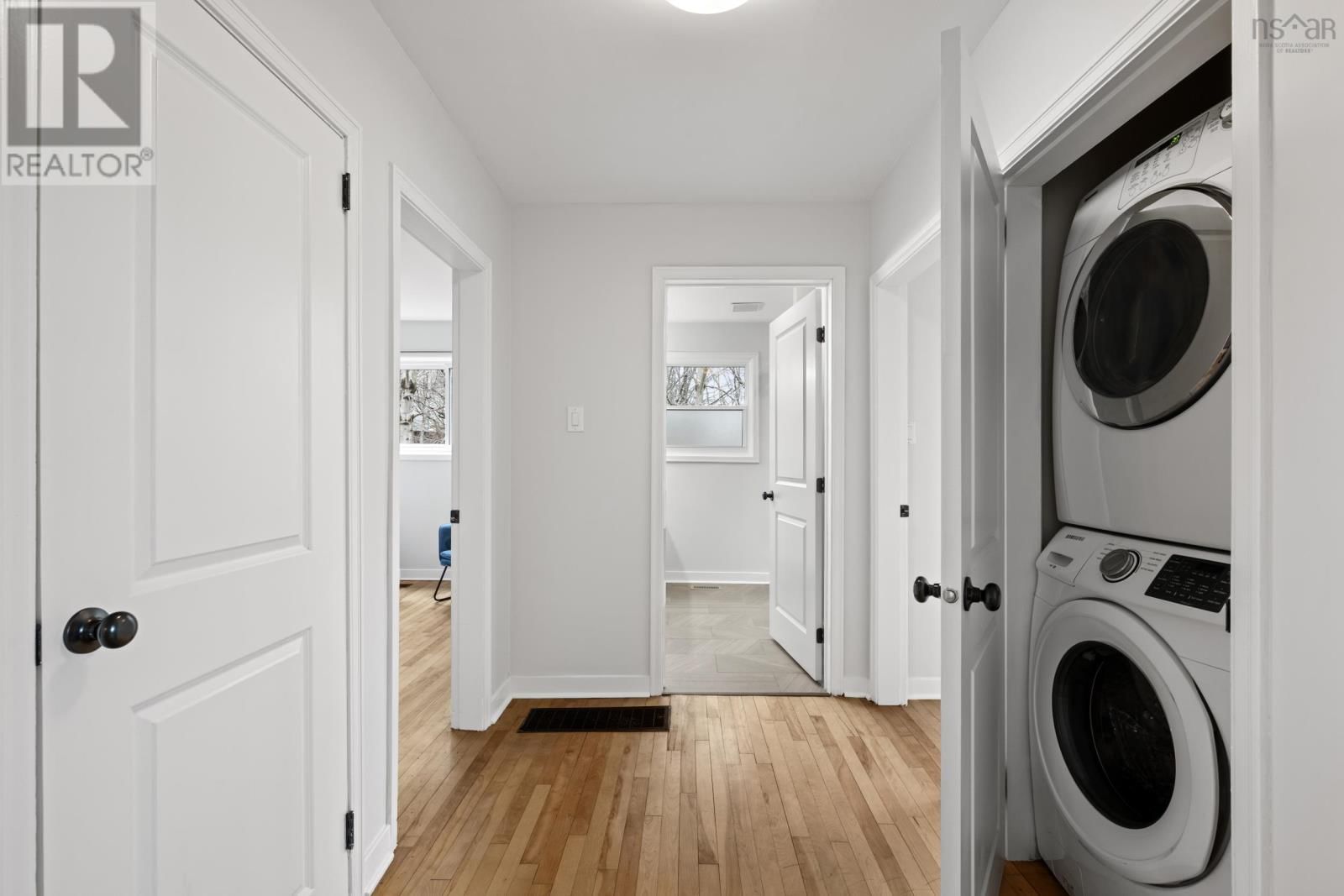 13 CLIFFORD DRIVE Image 21