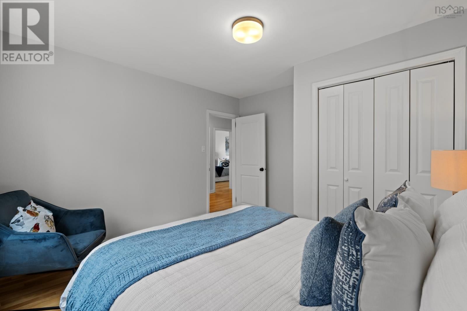 13 CLIFFORD DRIVE Image 32