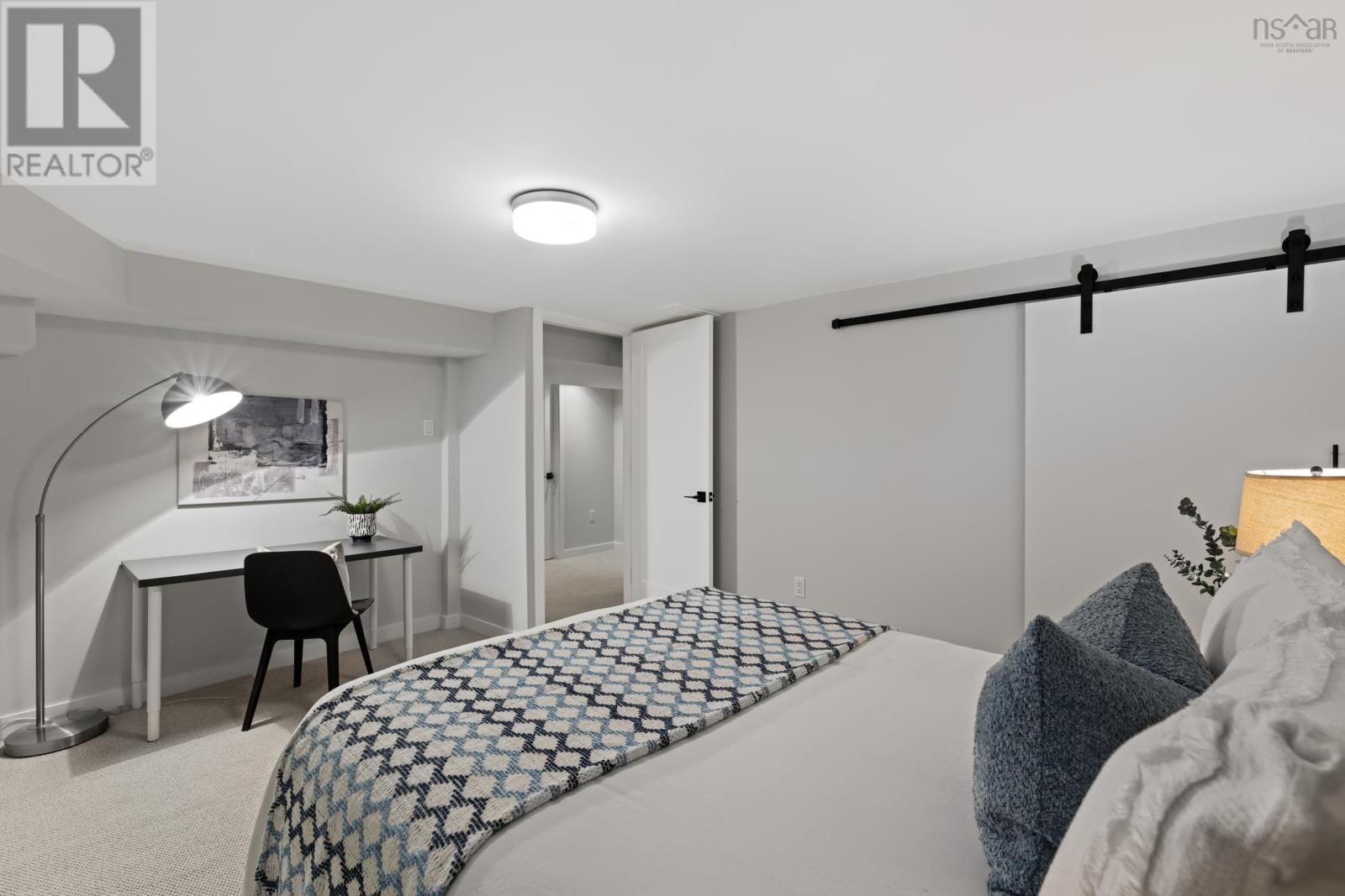 13 CLIFFORD DRIVE Image 39