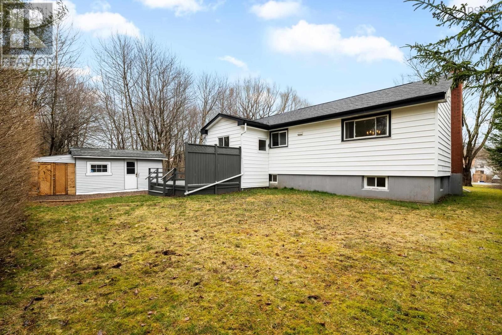 13 CLIFFORD DRIVE Image 43