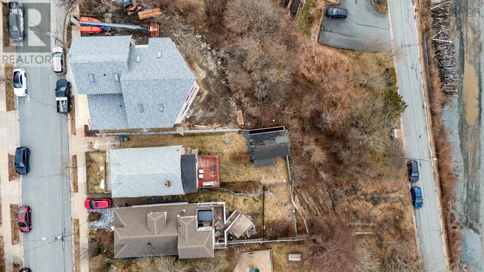 13 FAIRBANKS STREET Image 34