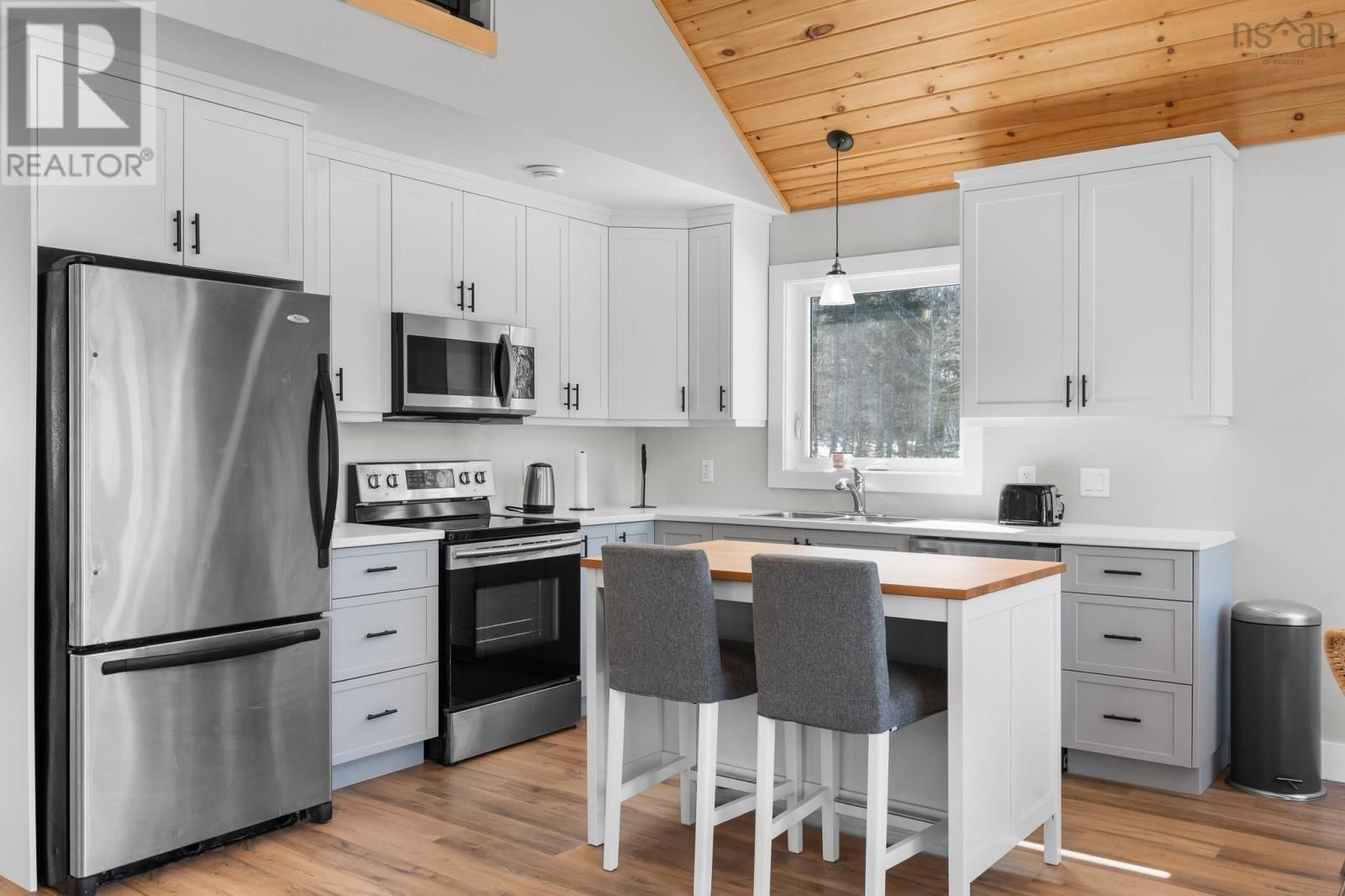 162 NORTH END ROAD Image 25