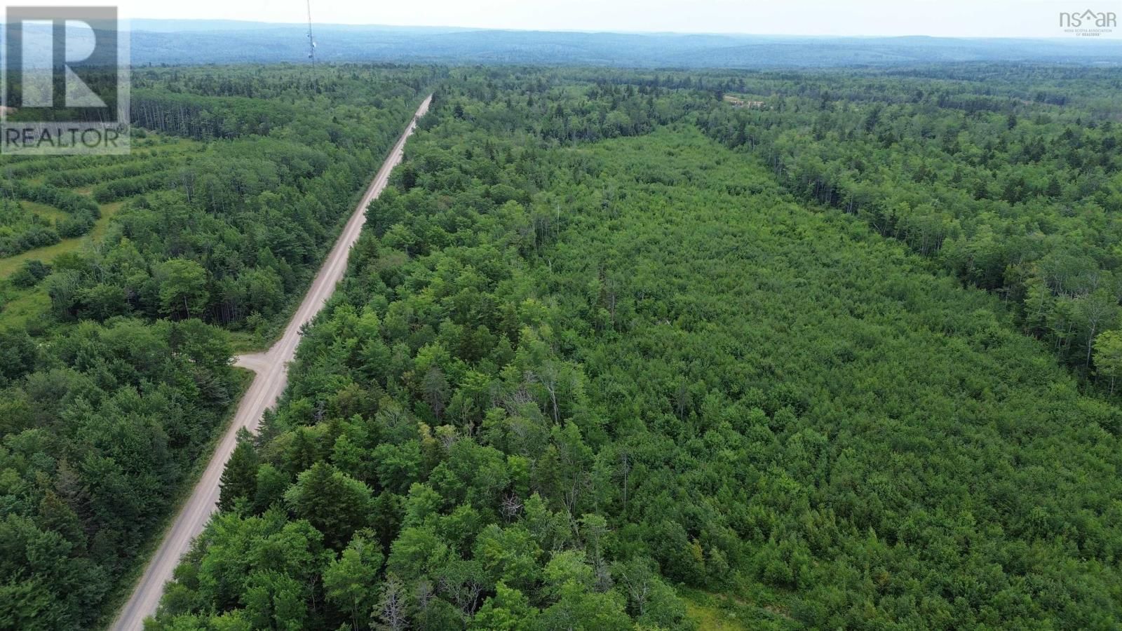 8 PECK MEADOW ROAD Image 2