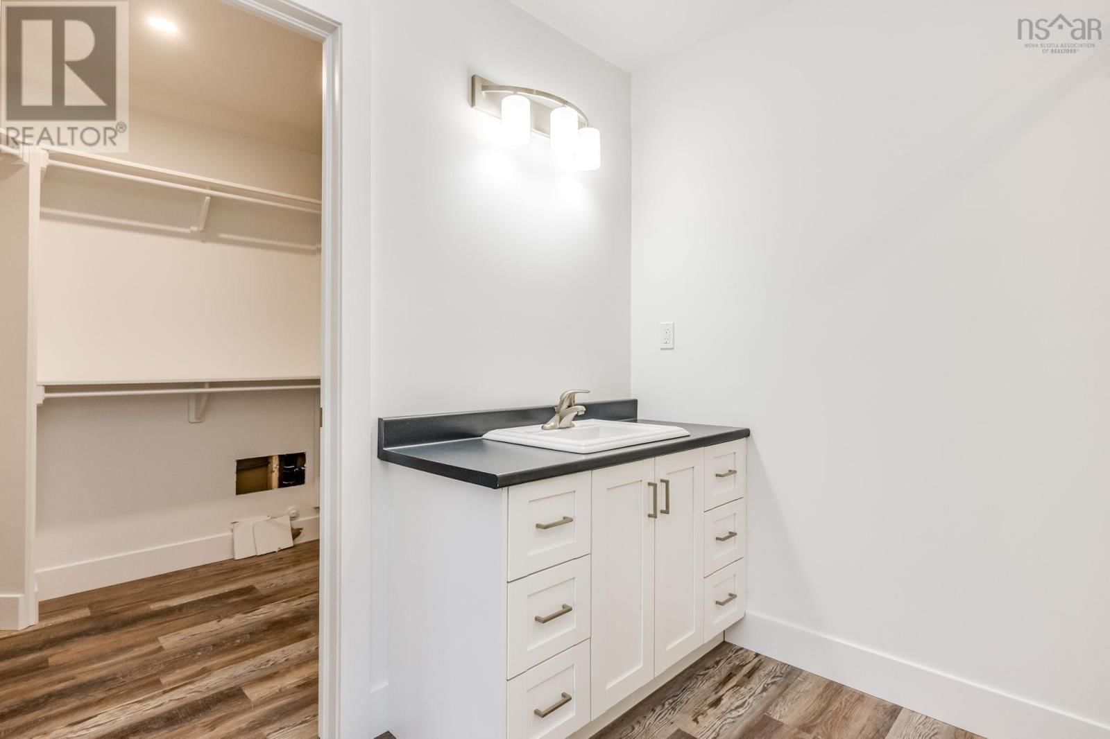 39 COVEY DRIVE Image 30