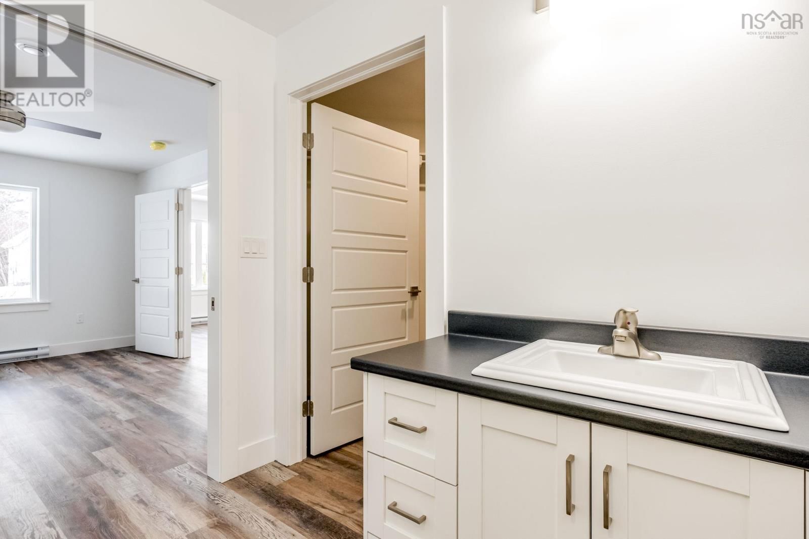 39 COVEY DRIVE Image 31