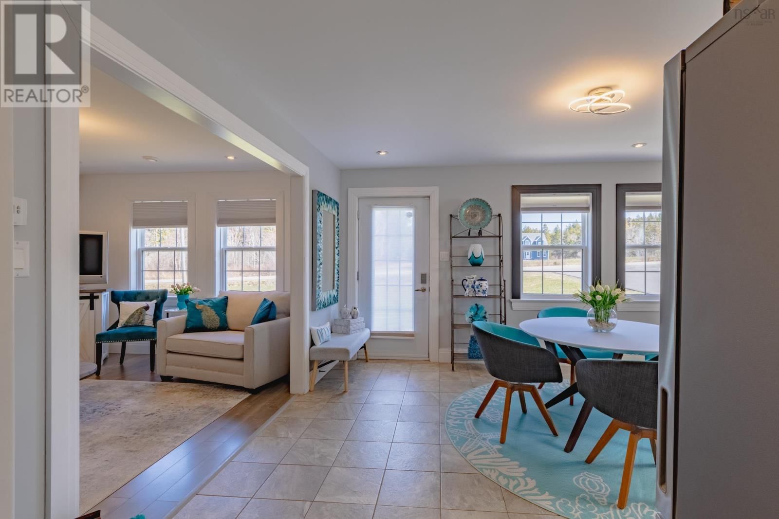 112 NORTH RANGE CROSS ROAD Image 15